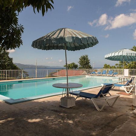 Starfish Beach Studio At Montego Bay Club Resort Екстер'єр фото