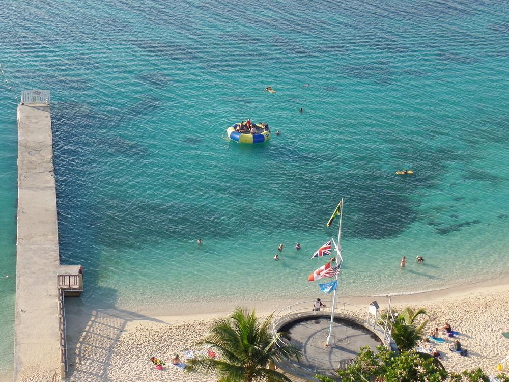 Starfish Beach Studio At Montego Bay Club Resort Екстер'єр фото