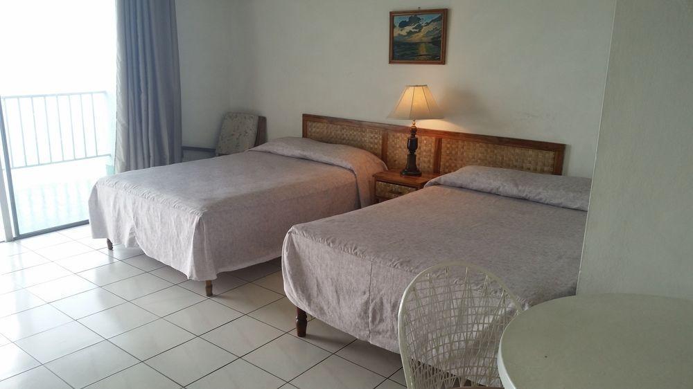 Starfish Beach Studio At Montego Bay Club Resort Екстер'єр фото