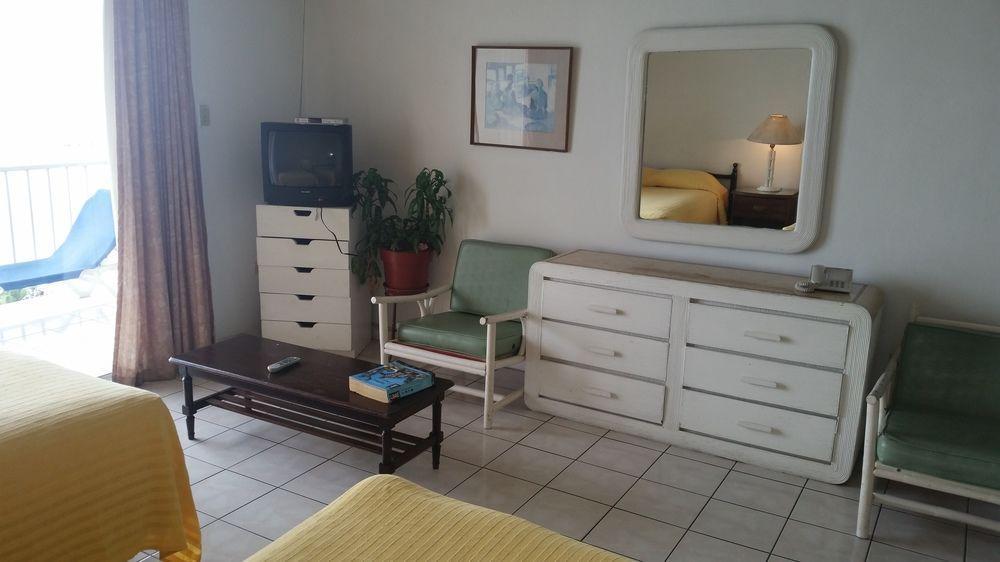 Starfish Beach Studio At Montego Bay Club Resort Екстер'єр фото